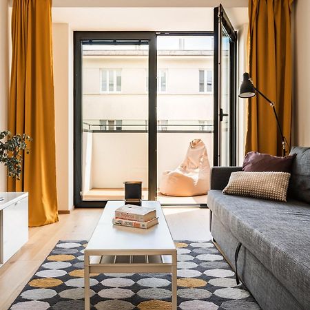 Smart & Green Living By Ambiente Братислава Екстер'єр фото