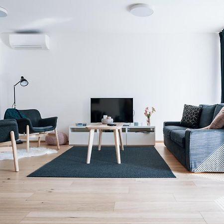 Smart & Green Living By Ambiente Братислава Екстер'єр фото