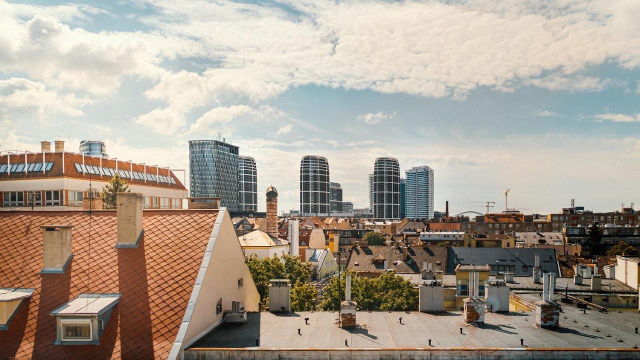Smart & Green Living By Ambiente Братислава Екстер'єр фото