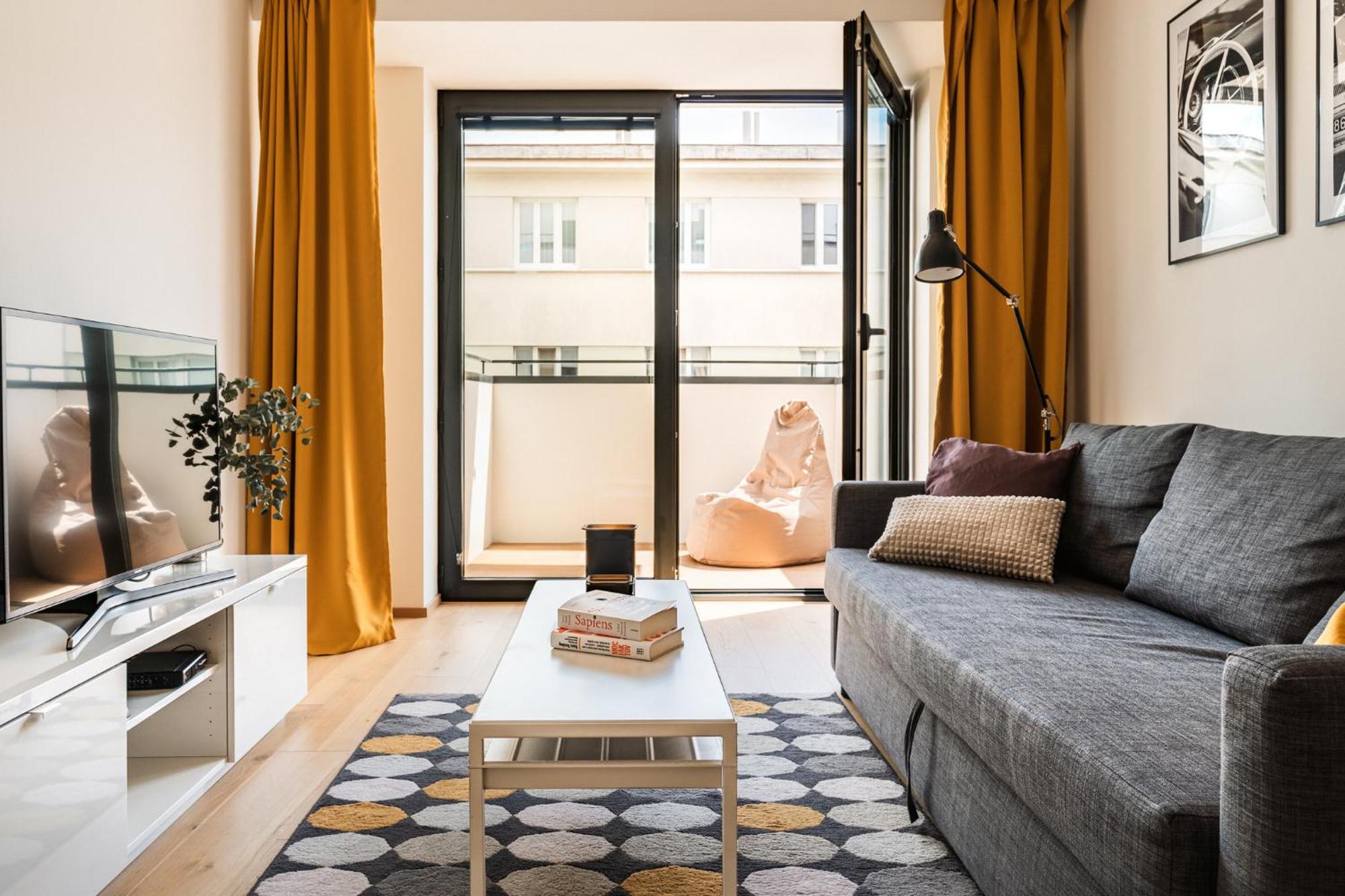Smart & Green Living By Ambiente Братислава Екстер'єр фото