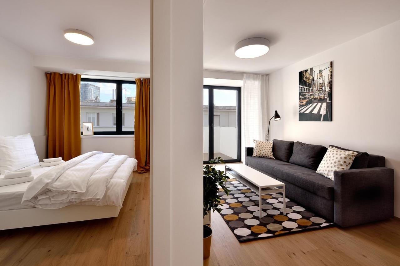 Smart & Green Living By Ambiente Братислава Екстер'єр фото