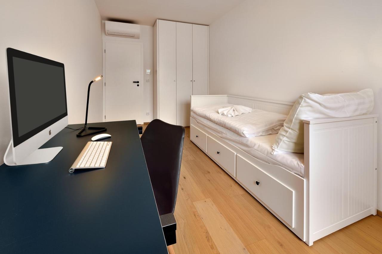 Smart & Green Living By Ambiente Братислава Екстер'єр фото