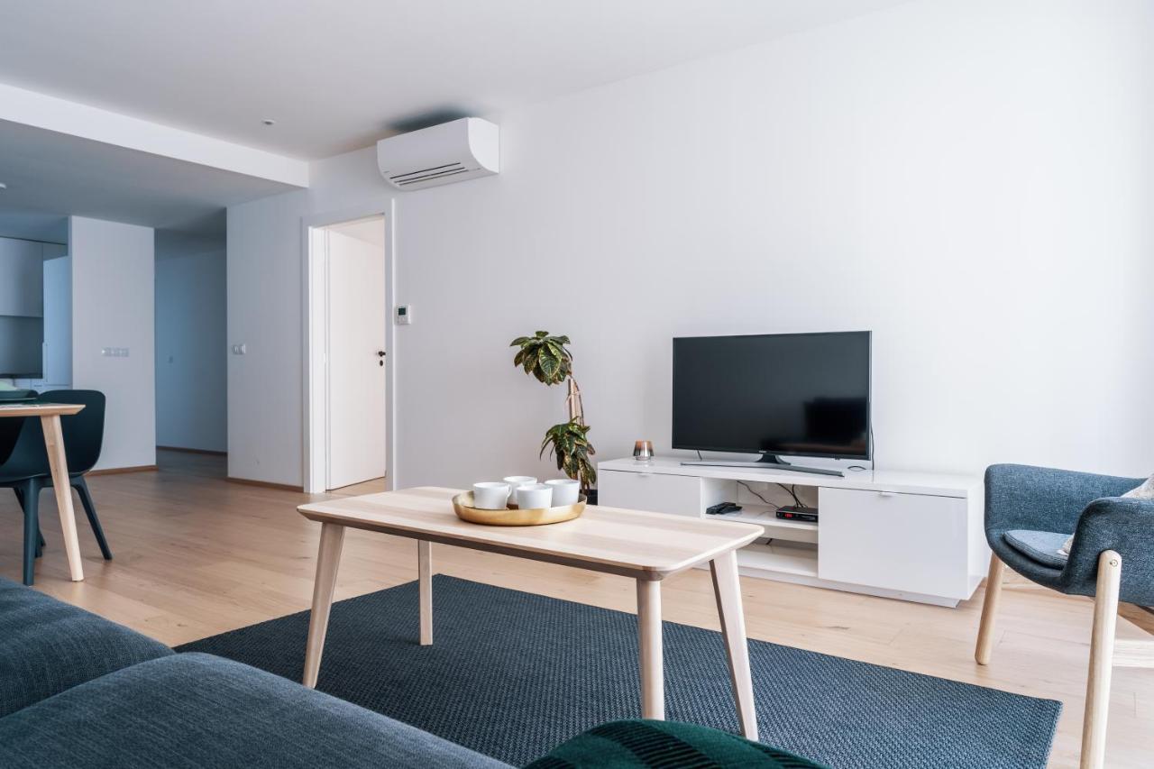 Smart & Green Living By Ambiente Братислава Екстер'єр фото