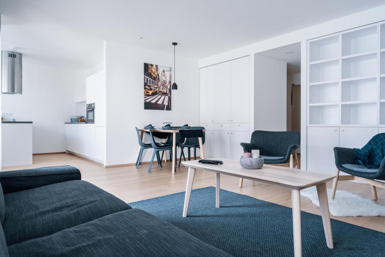 Smart & Green Living By Ambiente Братислава Екстер'єр фото